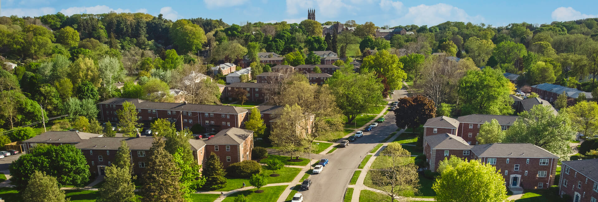 Aerial photo of Elmwood Manor